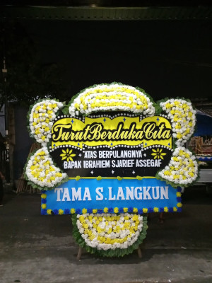 Papan Bunga Duka di Bacukiki Barat